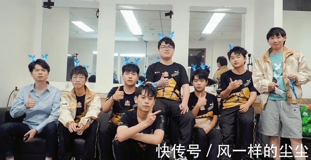 自我极限的 自我极限的