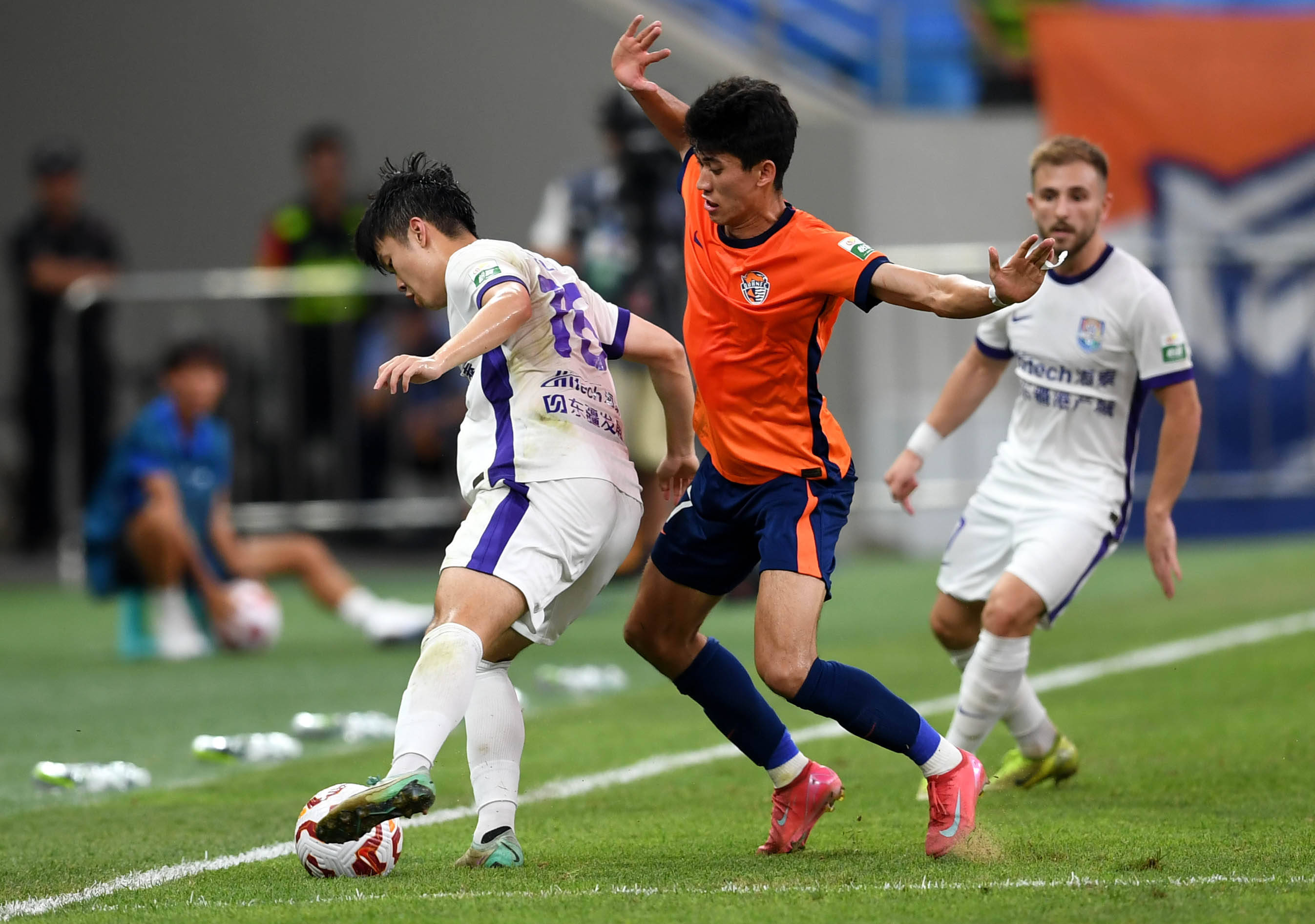 每一名队员 每一名队员