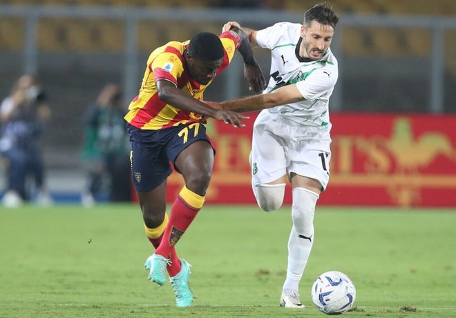 前场压迫 前场压迫